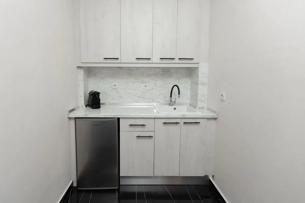 Valery Apartments Pefkochori Hotel