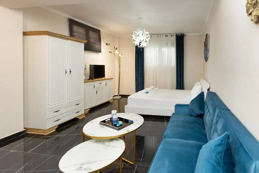 Valery Apartments Pefkochori Hotel