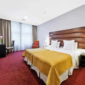 La Boutique 4*, Praga Republica Cehă